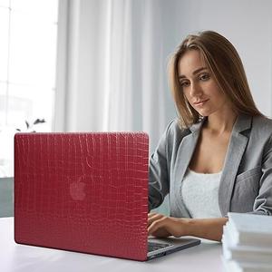 Funut for MacBook Air 13 Inch Case 2021 2020 2019 2018 Release M1 A2337 A2179 A1932 Touch ID, MacBook Air M1 Cover Crocodile Leather Laptop Hard Shell & Keyboard Cover for Mac Air 13 Inch, Red