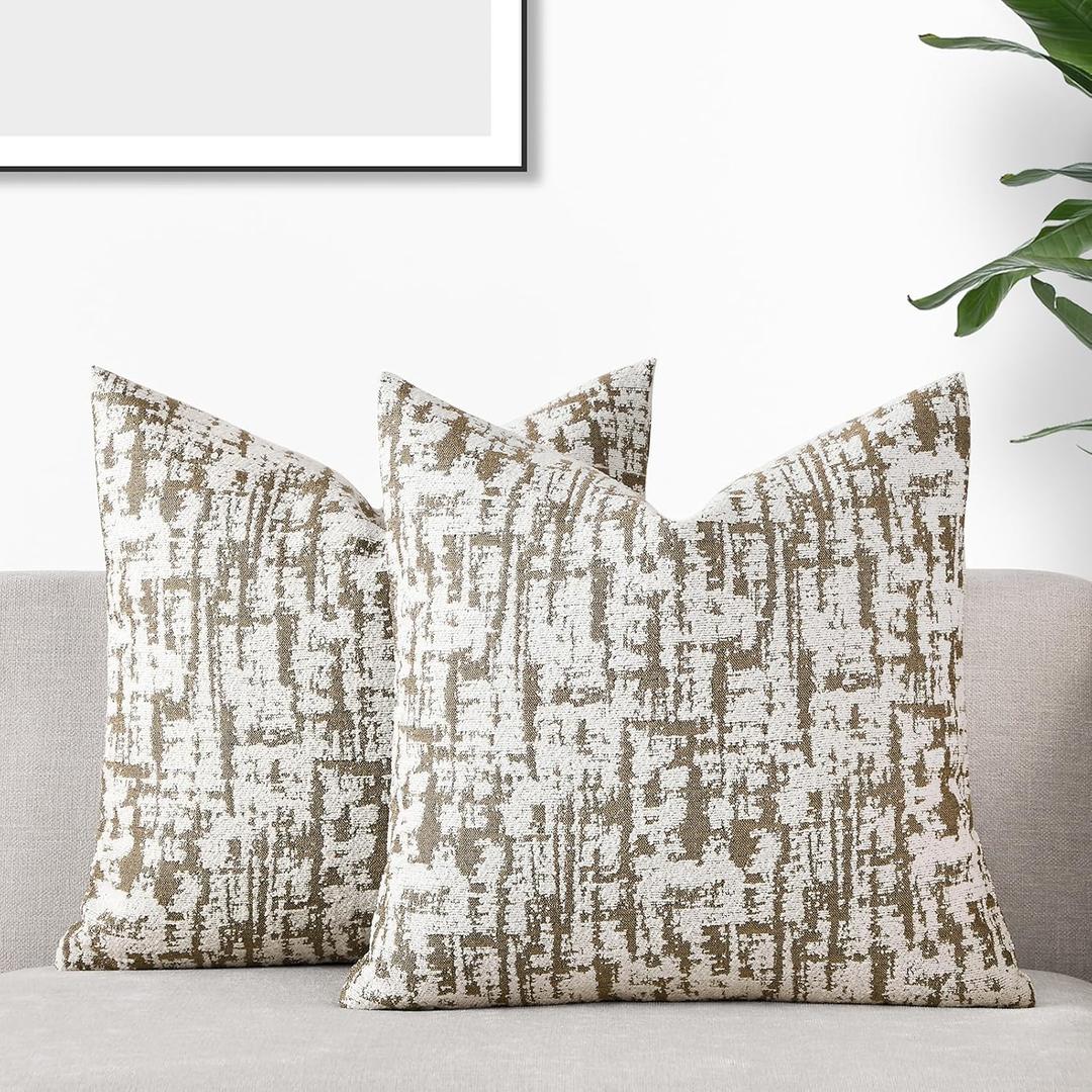 GIGIZAZA Taupe Decorative Throw Pillow Covers Set of 2,18x18 Inch Modern Texture Chenille Jacquard Couch Cushion Pillow Covers Cases for Living Room