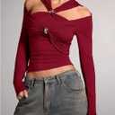 WDIRARA Women's Twist Front Ruched Cut Out T Shirt Long Sleeve Going Out Tops (L)