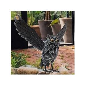 Natelf Solar Owl Decoy Sculptures & Statues Halloween Decoration, Standing Metal Bird Deterrent to Scare Birds Squirrels Away for Outdoor Garden Yard Patio, Black