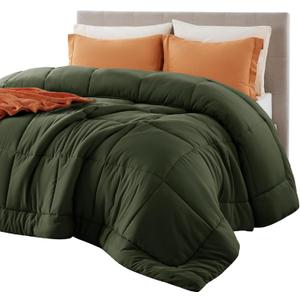 Bedsure Comforter Duvet Insert - Quilted Comforters Queen Size, All Season Duvet, Down Alternative Bedding, with 8 Tabs, Gifts for Women/Men, Olive Green, Queen 88 x 88 Inches