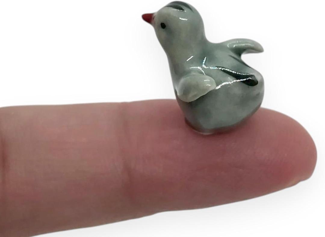 WitnyStore  Inch Gray Spread Wings Chick Chicken Hen Rooster Ceramic Fowl Bird Figurine Terrarium Decoration Collectible Statue for Adult Collector Handcrafted Porcelain Sculpture Home Tabletop Decor