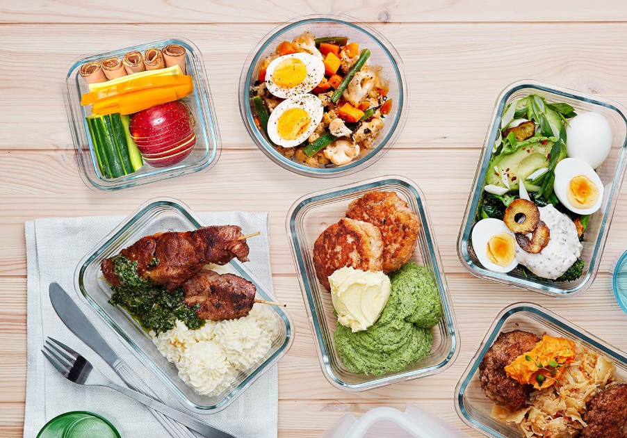 MCIRCO 6 Pieces Glass Food Storage Containers with Snap Locking Lids,Glass Meal Prep Containers Set - Airtight Lunch Containers, Microwave, Oven, Freezer and Dishwasher