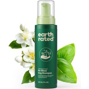 Earth Rated Waterless Dog Shampoo & Conditioner, Convenient No-Rinse Wash for Cleaning, Conditioning & Detangling, for All Coat Types, Refreshing White Tea and Basil Scent, 7 oz