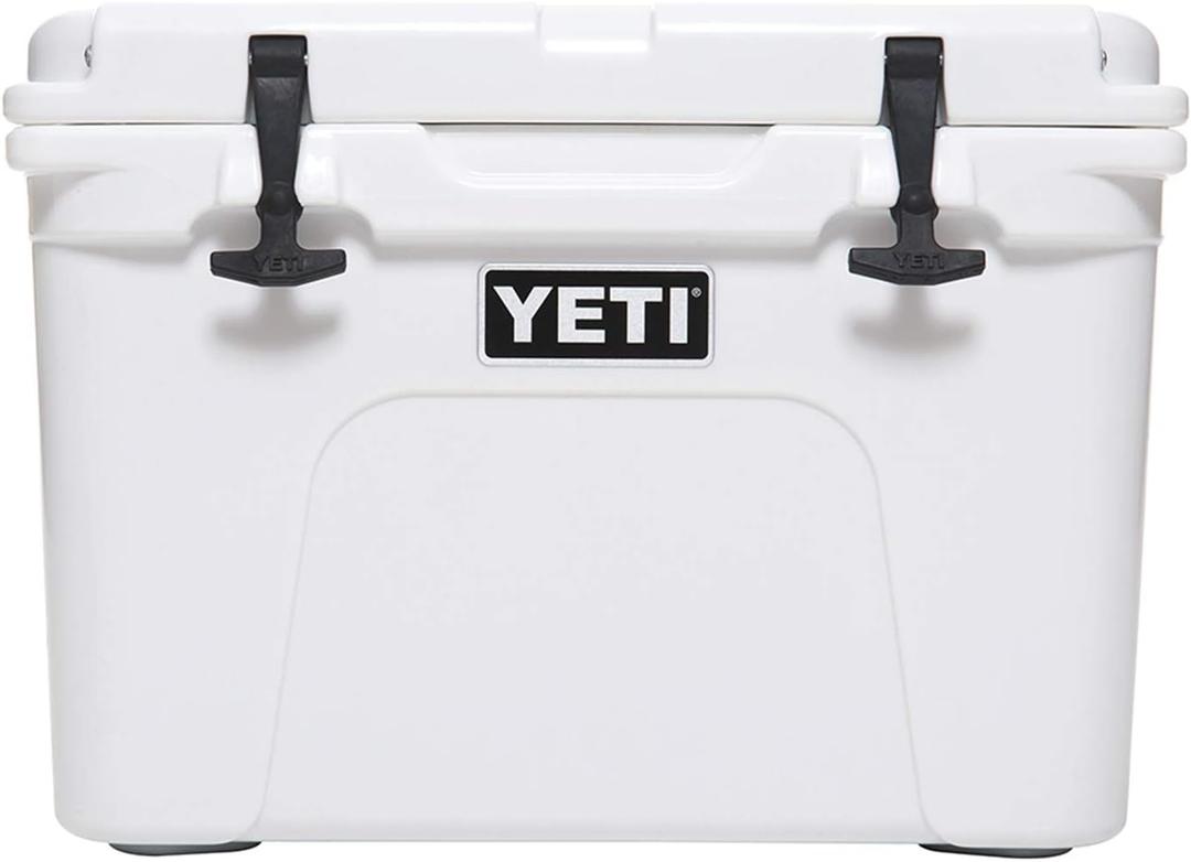 YETI Tundra 35 Cooler (White)