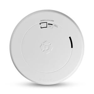 First Alert SMCO210, 10-Year Sealed Battery Combination Smoke & Carbon Monoxide Alarm with Slim Profile Design, 1-Pack First Alert SMCO210, 10-Year Sealed Battery Combination Smoke & Carbon Monoxide Alarm with Slim Profile Design, 1-Pack