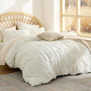 Bedsure Boho Tufted White Comforter Set Queen Size, GentleSoft 3 Pieces Boho Farmhouse-Style Decor Bedding, Exquisite Bedding for All Seasons, 1 Bed Comforter, 2 Pillow Shams, 90x90 Inches