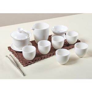 Gaiwan Tea Set,Home Chinese Traditional Gongfu Tea Set,Portable
White Ceramic Tea Sets a Gaiwan,a Serving Splitter,a Tea Towel,and a Tea Tongs,6 Teacups