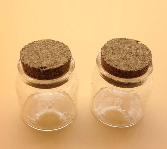 GLASS JARS WITH LID