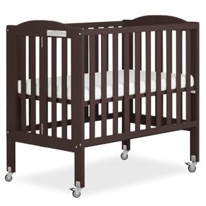 Dream On Me 2-in-1 Portable Mini Crib, Non-Full Size Baby Crib for Small Spaces, 2 Mattress Heights, Compact Travel Design, Includes Mattress, GREENGUARD Gold & BSA Certified, Chocolate Chip