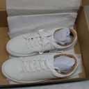 Amazon Essentials Women's Low Top Classic Sneakers (13, White)