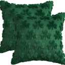 AVOIN colorlife St Patricks Day Shamrock Throw Pillow Covers Set of 2, 20 x 20 Inch Lucky Clover Decoration Green Soft Plush Faux Fur Jacquard Pillow Case for Bedroom Sofa Couch