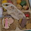 Wooden Play Food Sets for Kids Kitchen, Grocery Store Play Food Set, Play Toy Foods for Toddlers with Mesh Grocery Bag&4 Boxes, Pretend Play Fake Food Accessories Birthday Gifts for Girls Boys