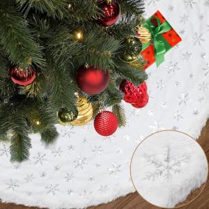72 Inch Christmas Tree Skirt, Faux Fur Extra Large White Tree Skirt for 6 to 15 ft Xmas Tree, Plush Soft Thickened Mat with Silver Sequin Snowflake for Xmas Tree Decor Reusable Christmas Decorations