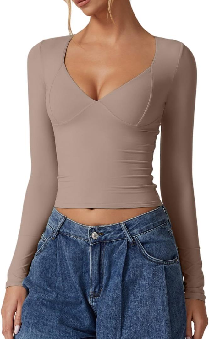 QINSEN Women's Long Sleeve V Neck T Shirts Double Lined Crop Top Seamed Cup Going Out Tops (Medium)