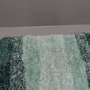 Green And White Rug, Size 23 x 16