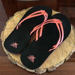 Zeroxposur Flip Flops For Women 6