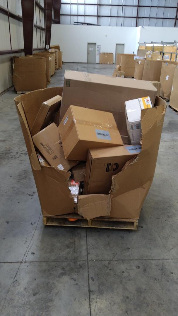 Pallet of Salvage Items