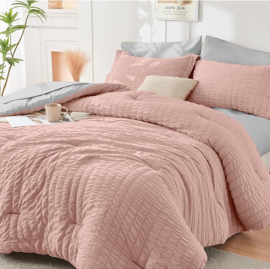 HYMOKEGE Rose Gold/Light Grey Queen Comforter Set Seersucker 7 Pieces, All Season Luxury Bed in a Bag Queen for Bedroom, Bedding Set with Comforter, Sheets, Pillowcases & Shams