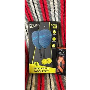 LVL UP Pickleball Paddle Set