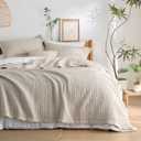 Bedsure Quilts Queen Size - Queen Quilt Bedding Set Bedspread Coverlet Comforter, Lightweight Neutral Striped Bedding, 3-Piece Set with 90"x96" Coverlet & 2 Pillow Shams, All-Season Soft Microfiber