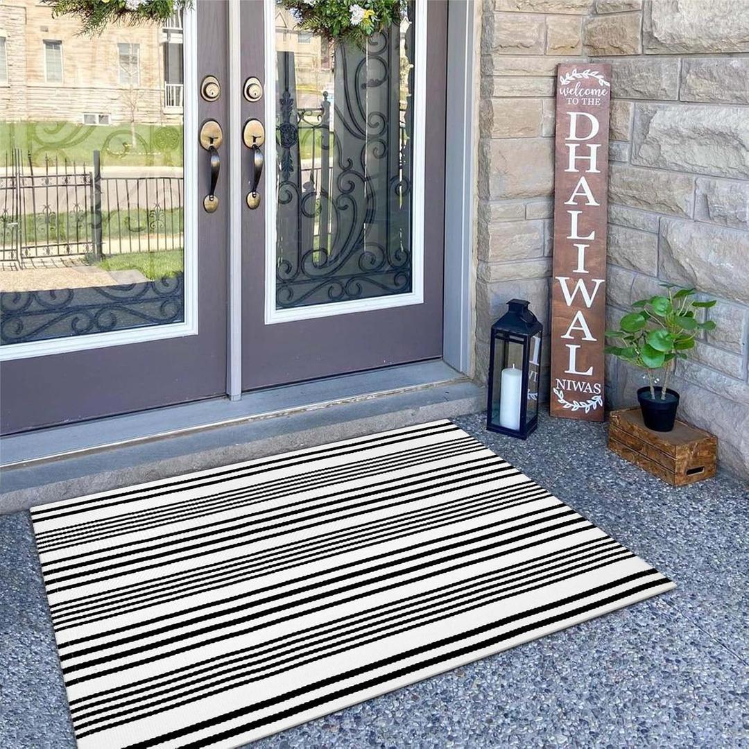 OJIA Front Door Rugs Indoor 27.5x43 Inches, Black and White Striped Outdoor Rugs Porch Rug Cotton Woven Entryway Rug Machine Washable Door Mats for Porch/Farmhouse/Kitchen