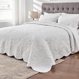 Kingnex 106x96 King Size Bedspread Ultrasonic No Stitching Lightweight Quilted Coverlet Set 3 Pieces 1 Quilt 2 Pillow Shams White