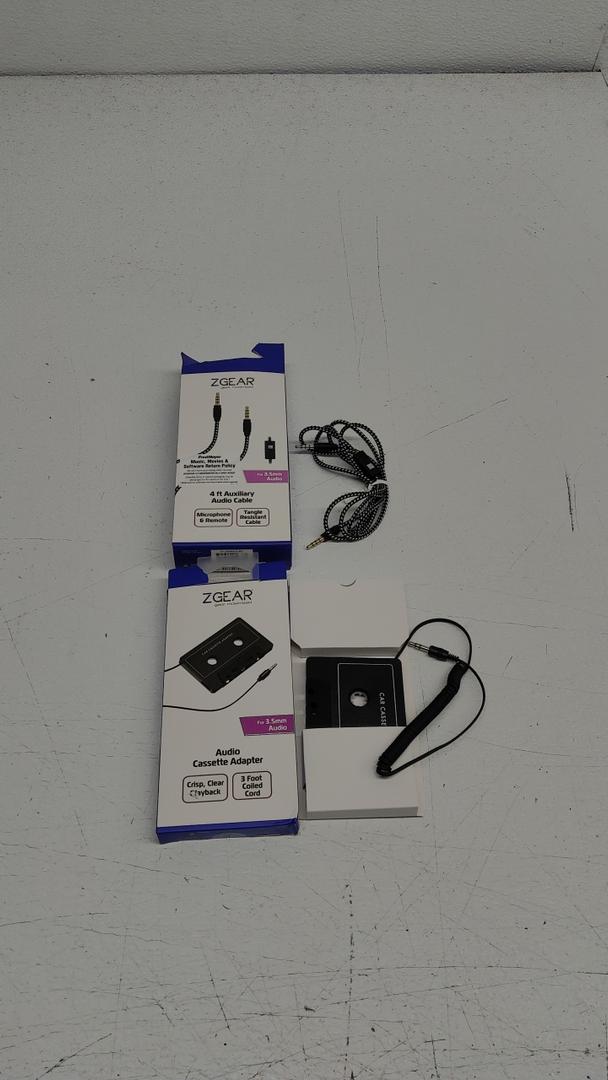 ZGEAR 4 Ft Auxiliary Audio Cable & Audio Casette Adapter 