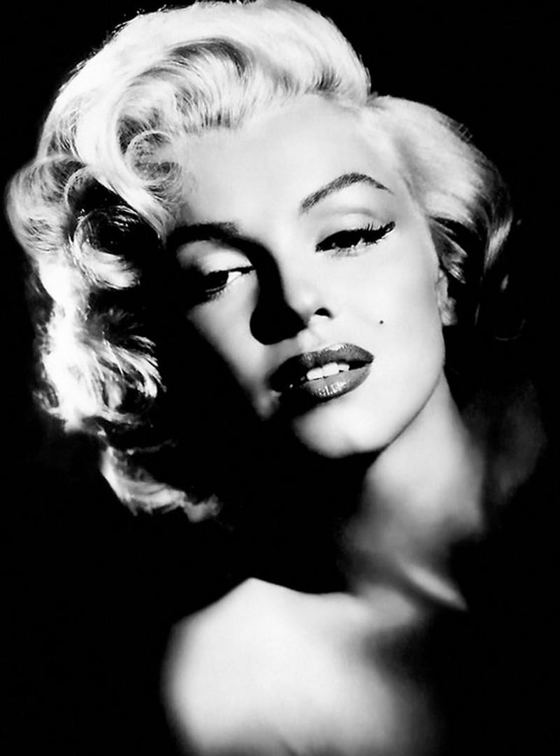 CanvasChamp LARGE MARILYN MONROE CANVAS ART PRINT BLACK AND WHITE 24" X 18" READY TO HANG