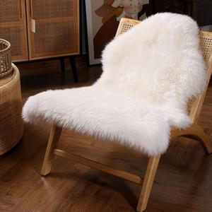 Premium Genuine Fur Sheepskin Rug Real Australia Sheepskin Natural Luxury Fluffy Lambskin Fur Area Rug Seat Covers for Kids Bedroom Sofa Chair Cover (Creamy White, Single Pelt/2ft x 3ft)