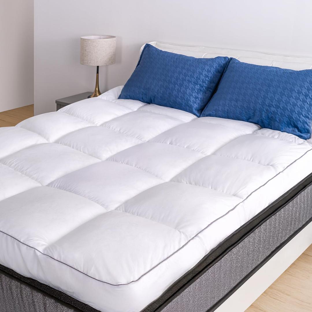Marine Moon Mattress Topper Queen, Cooling Pillow Top Mattress Topper, Extra Thick Plush Mattress Pad Cover, Overfilled with 7D Down Alternative, Relief Back Pain, Soften Hard Mattress, 80'' x 60'' (Classic - Square White)