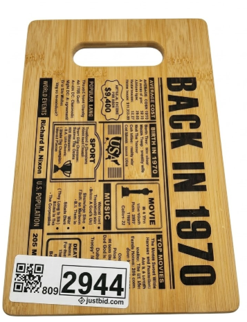 55th Birthday Gift for Women Men,55 Year Old Birthday Gifts for Him Her,55 Years Gifts for Mom Dad Grandparents Wedding Anniversary, Back in 197 55s Birthday Decorations Engraved Bamboo Cutting Board