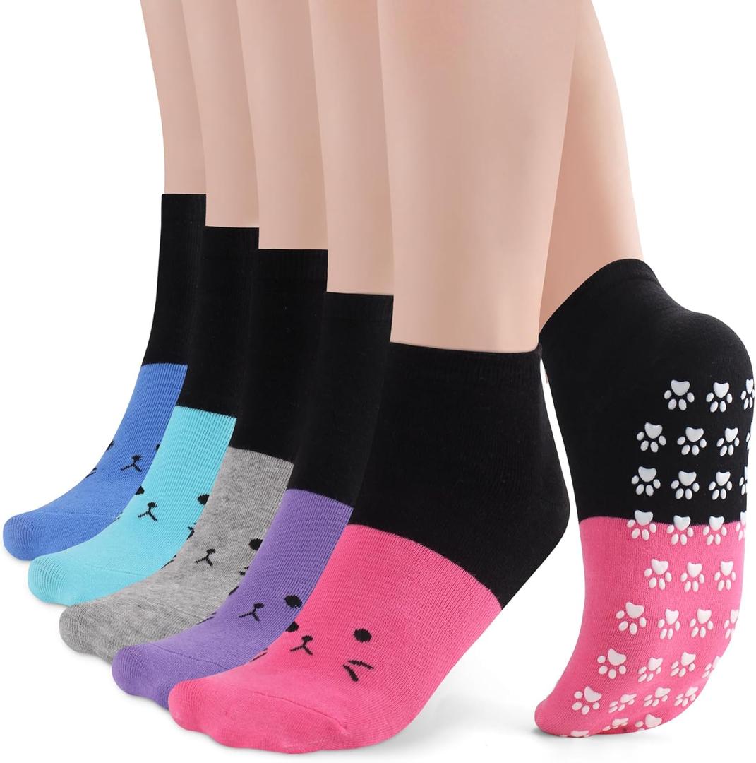 Non Slip Grippy Socks for Women Girls 5 Pack Cute Cat Grip Socks Pilates Slippers Footies for Yoga Barre Hospital
