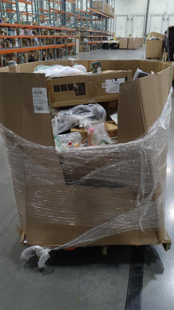 Pallet of Salvage Items