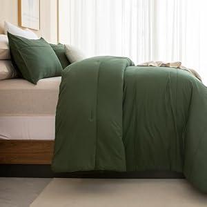 Sanracie Olive Green Oversized King Plus Comforter 128 * 120, Cotton Dark Green Pinch Pleat Bedding Comforers Set, 3pc Aesthetic Comforter Super King Soft Lightweight Bed Set All Season