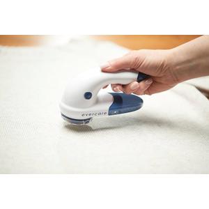 Microtouch MAX Lighted Personal Trimmer with Evercare Fabric Shaver, Large