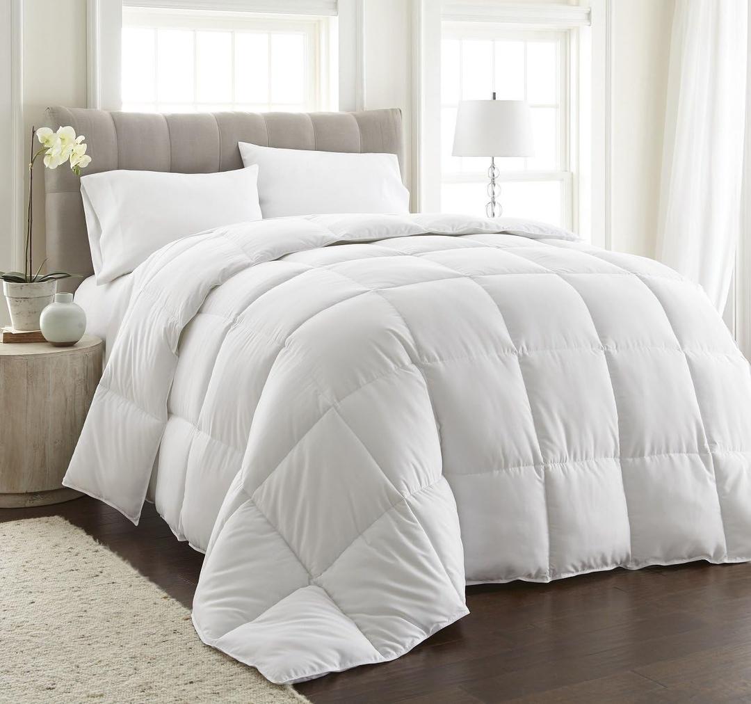 Chezmoi Collection White Oversized King Comforter Duvet Insert - All Season, Heavyweight Quilted for Winter Warm Fluffy Bed With Corner Tabs (Oversized King (116" x 98"))