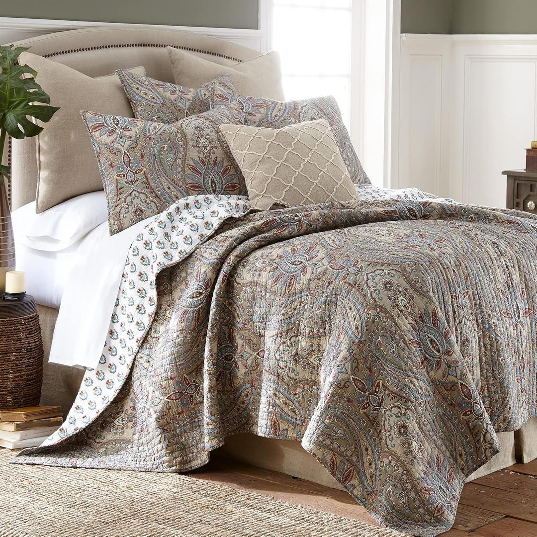 Levtex Home - Kasey Quilt Set - Full/Queen Quilt (88x92in.) + Two Standard Pillow Shams (26x20in.) - Paisley - Red, Blue, Beige, Yellow, Black, and White - Reversible - Cotton Fabric