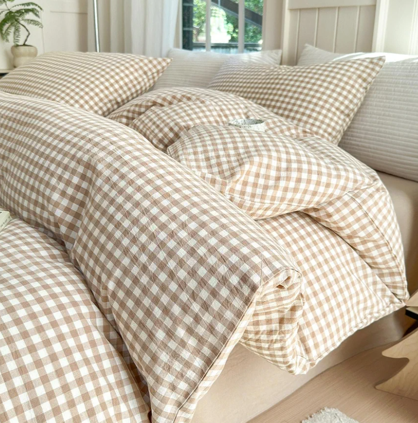 LifeTB Queen Comforter Set Tan Gingham Comforter Modern Style Beige Plaid Comforter Set 3 Pieces Fluffy Grid Checkered Comforter with 2 Pillowcases Boho Gingham Bedding Set Queen Size
