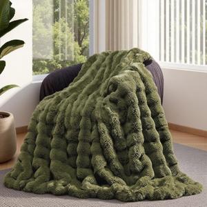 Lotus Karen Faux Fur Throw Blanket Dark Green - 800 GSM Bubble Rabbit Fluff Blanket for Couch Bed Sofa,Softest Fluffy Fuzzy Cozy Blanket,Thick Furry Plush Shaggy Warm Blankets for Women,60x80 Inches