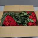 50 PCS Fake Red Roses, Artificial Red Flowers Bulk Realistic Silk Faux Rose with Stems for Wedding Decoration Anniversary Bridal Bouquet DIY Floral Arrangement Romantic Home Decor Gifts