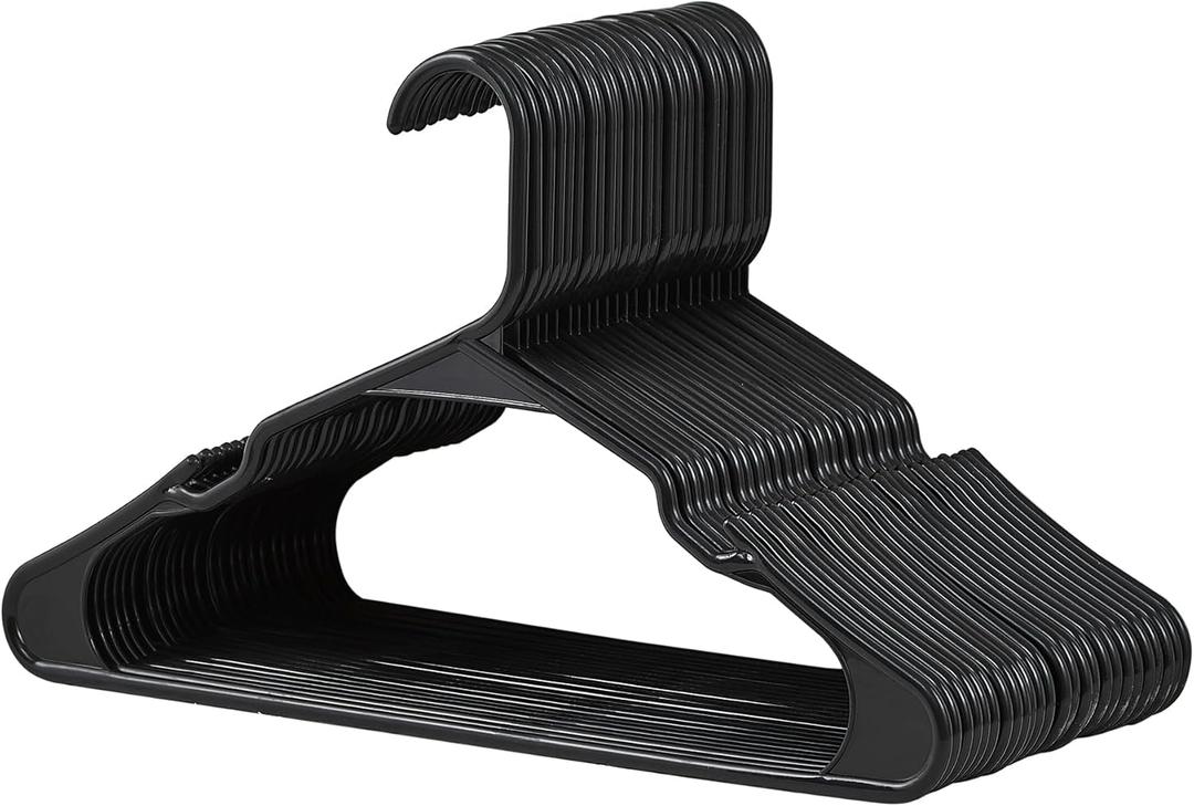 VECELO 25 Pack Plastic Hangers-Non Slip Clothes Hangers Set with Shoulder Grooves for Closet Space Saving-Heavy Duty Hanger for Suit Coat Pants Skirt Dresses