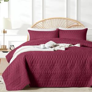 akkialla Twin Quilt Set, Burgundy Lightweight Microfiber Bedspread Coverlet, Boho Geometric Pattern, Soft All-Season Bedding, 2-Piece (1 Quilt, 1 Pillow Sham)