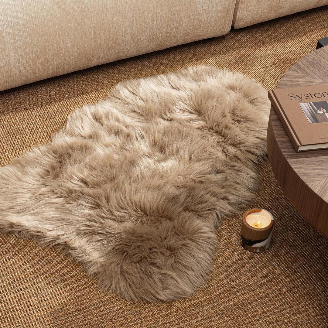 Ashler Faux Fur Rug, Beige Area Rugs, Fluffy Sheepskin Fur Rug, Fuzzy Ultra Soft 2 x 3 Ft Rugs, Machine Washable Shag Rug, Nursery Throw Rugs for Bed, Living, Kids Room