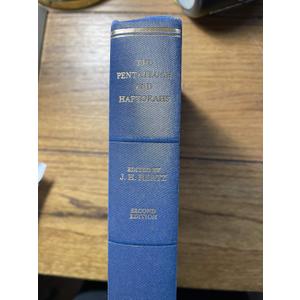 Soucino Edition of the Pentateuch and Haftorahs; 2nd Edition, Complete in One Volume [Hardcover] Hertz, J.H.