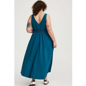 Torrid Stretch Woven Maxi Active Dress Green-Blue, Size M