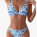ZAFUL Women's 2 Piece Floral Print Swimsuit Triangle String High Cut Bikini Sets Bathing Suit
Size Medium
