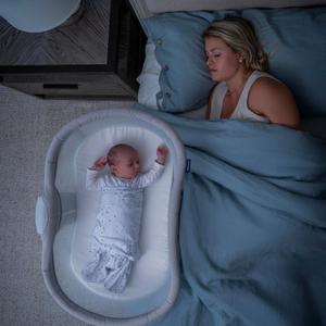 HALO BassiNest Soothing Swivel Sleeper 3.0S Over-Bed Baby Bassinet with 360 Rotation, Adjustable Height, Breathable Mesh, Calm Sounds & Vibrations, Safe Close Sleeping, Lowering Wall for Easy Access
