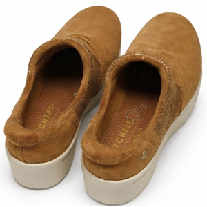 SKECHERS MARTHA STEWART 8