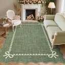 GarveeHome Scalloped Bow Rug for Living Room, Solid Green Rug for Dorm, Washable Rugs 8x10 Soft Low Pile Non Slip Scalloped Rugs for Nursery College Bedroom Decor Kids Room Playroom